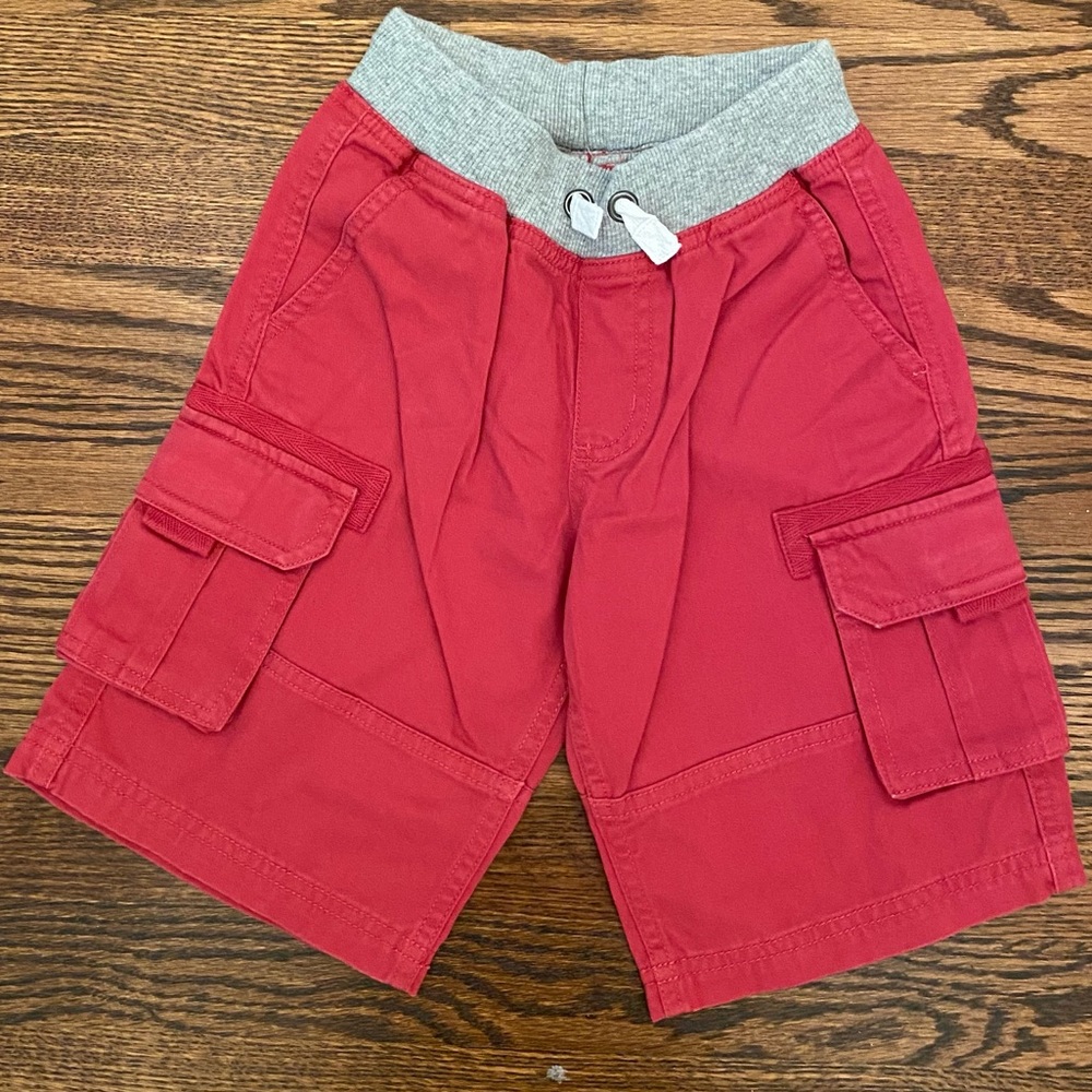 Hanna Andersson cotton canvas cargo shorts.